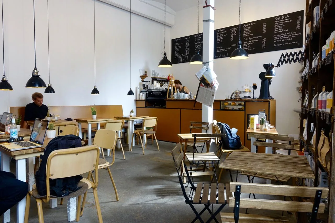 Less Political, specialty coffee in Hamburg