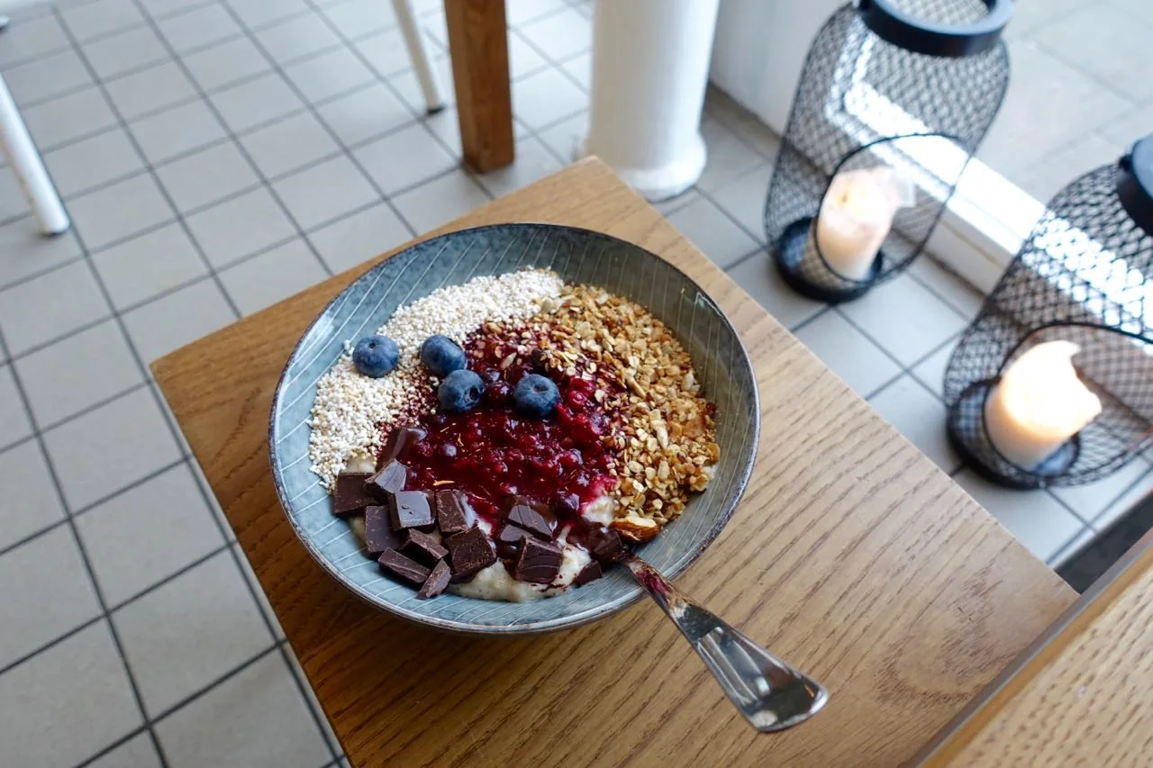 Berry Porridge, Bräi Porridge Café Hamburg