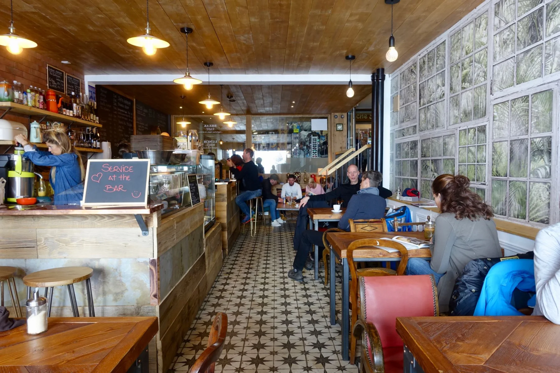 Photograph from Supernova Café – Val Thorens
