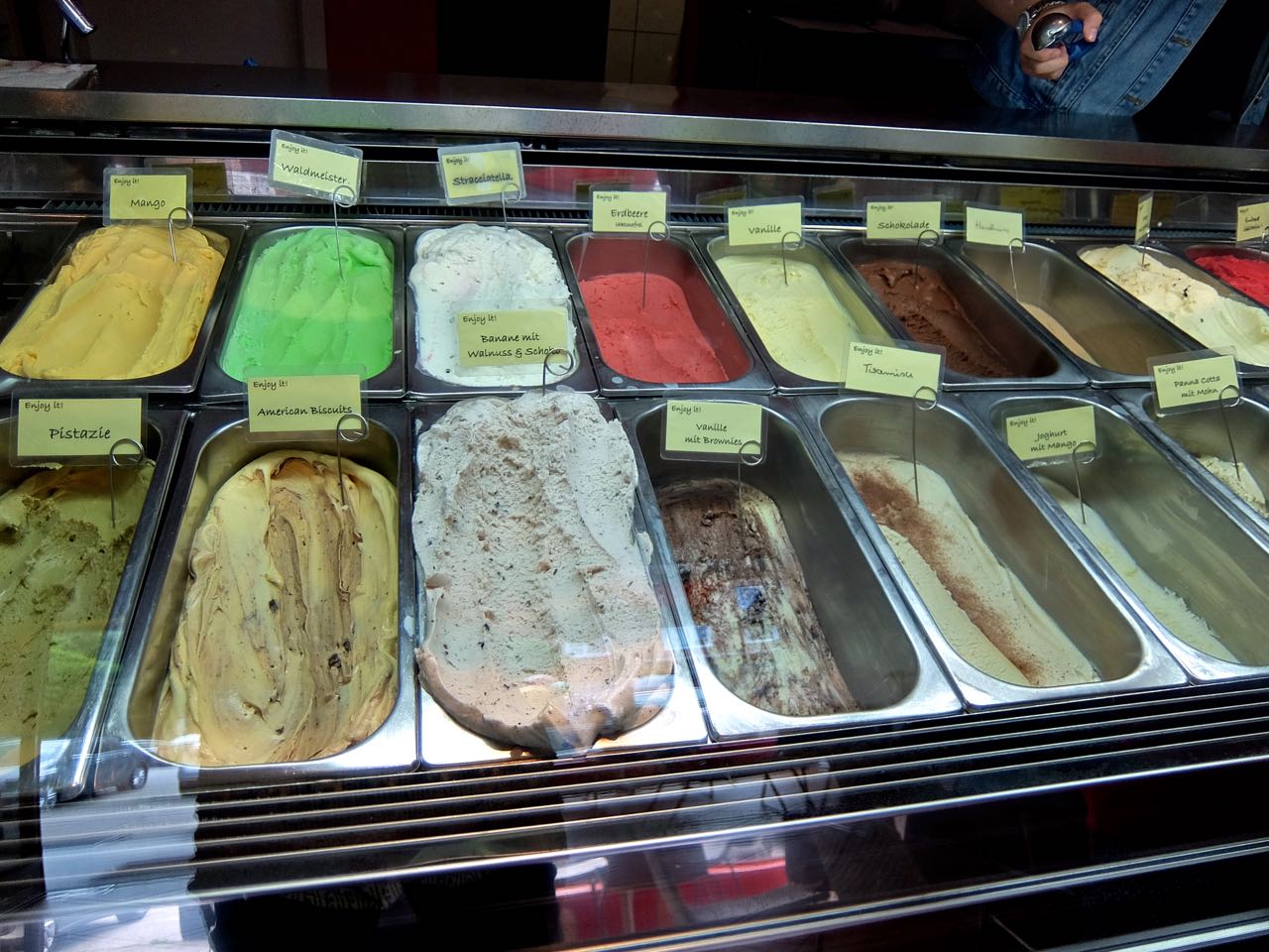 Classic and creative ice cream flavors in the Enjoy it! display counter