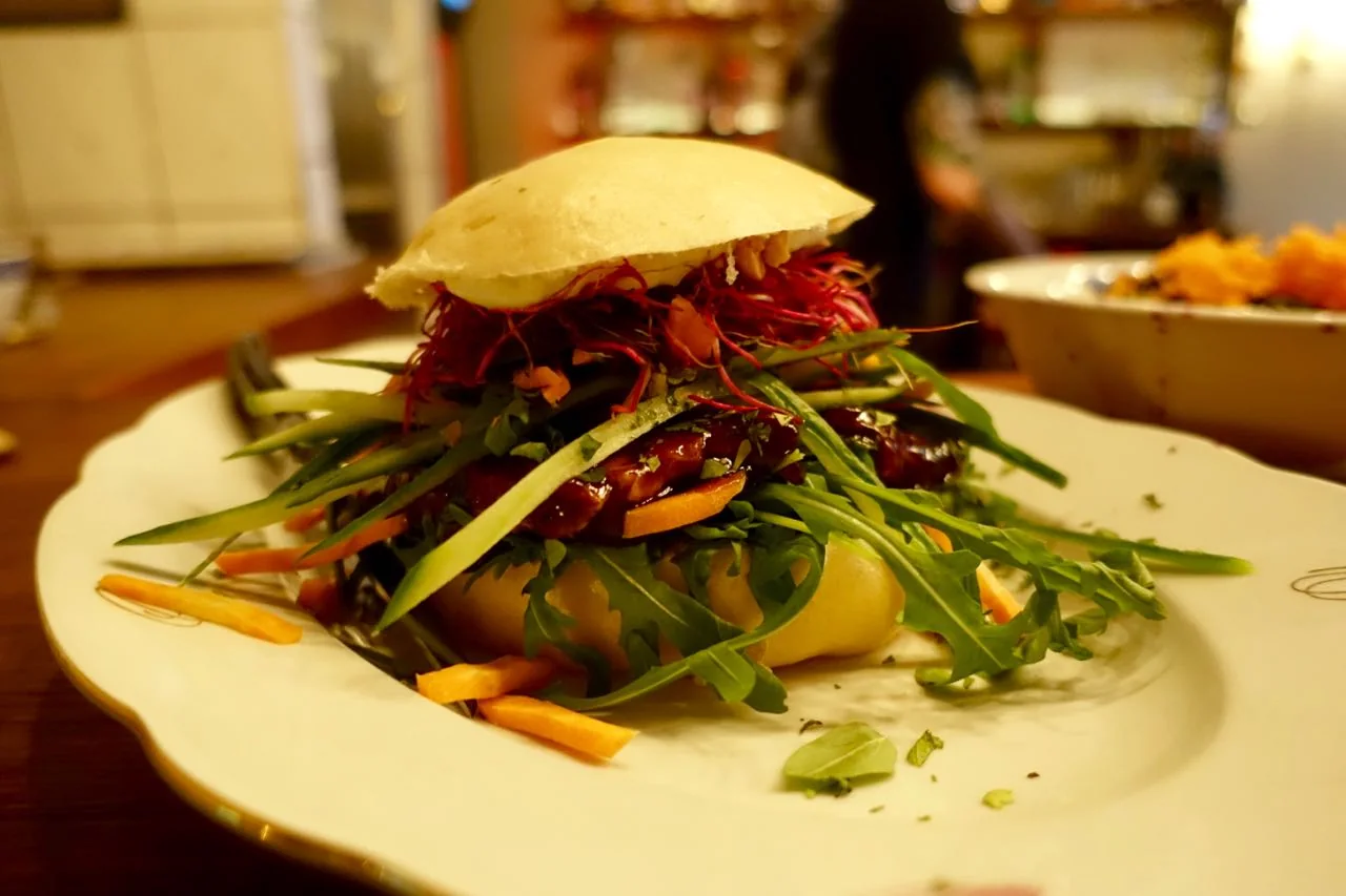 Grilly Idol vegan burger