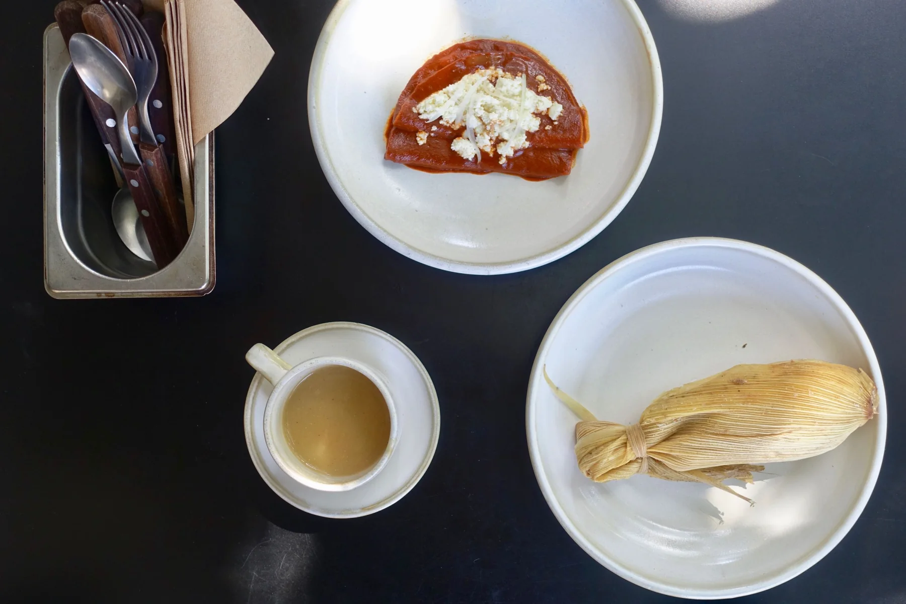 Enmoladas, Tamale at Molino el Pujol