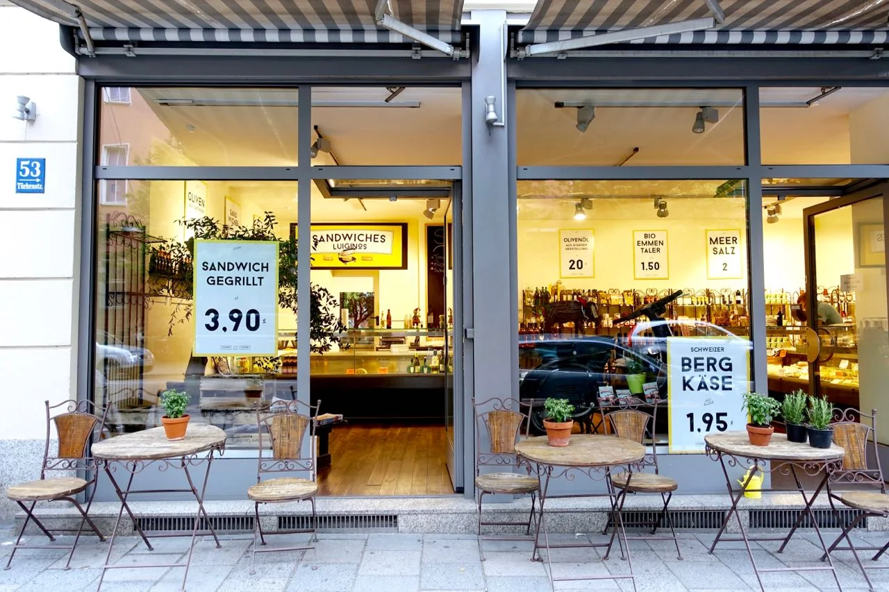 Photograph from München: "Italy's northest town"