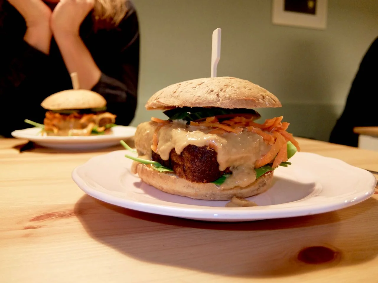 Happen Pappen vegan burger