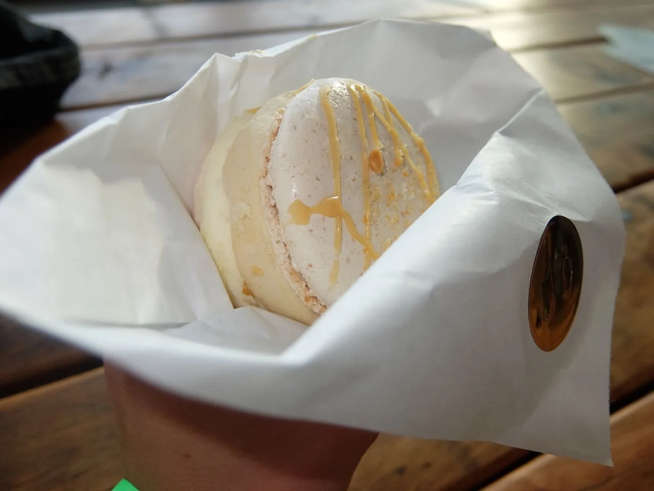 Jo Makrönchen: macaron ice cream sandwich