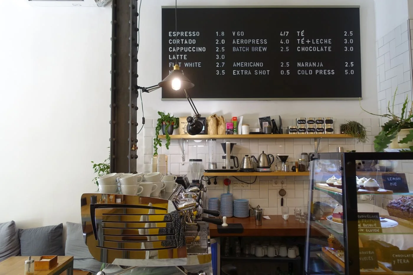 Coffee Bar and Menu at La Colectiva Café, Madrid
