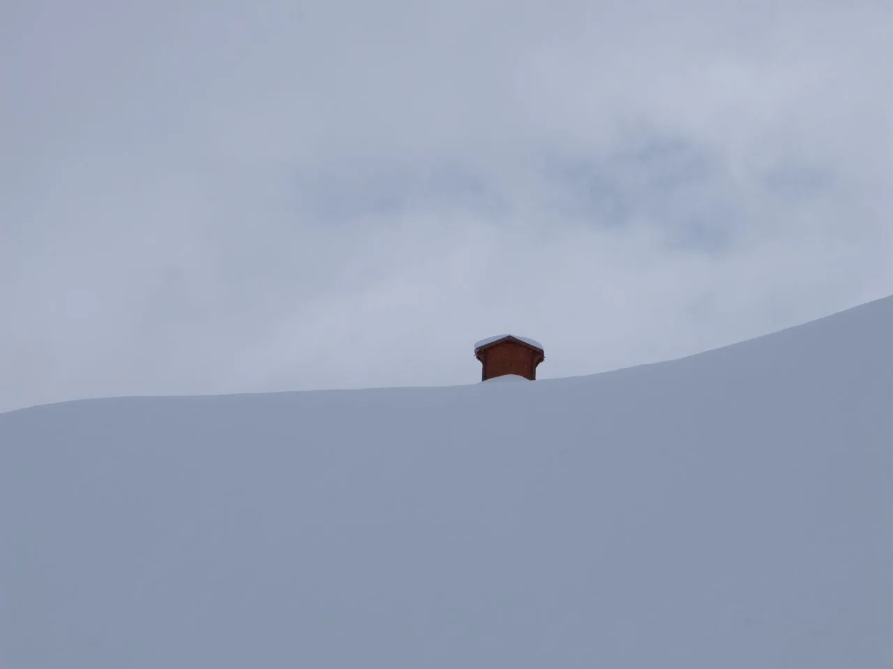 A lonely mountain hut in Les 3 Vallées
