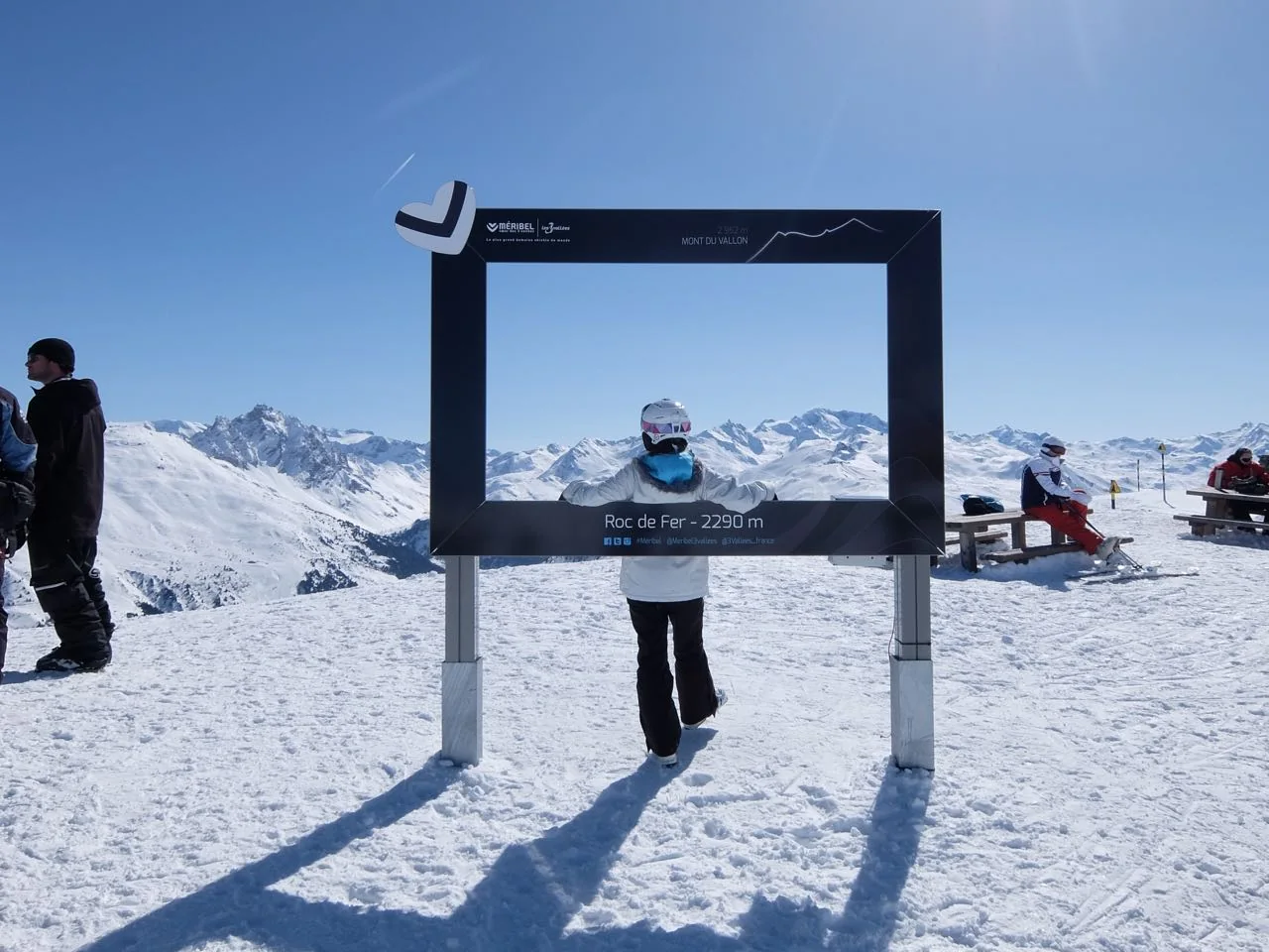 Anouk posing at Roc de Fer