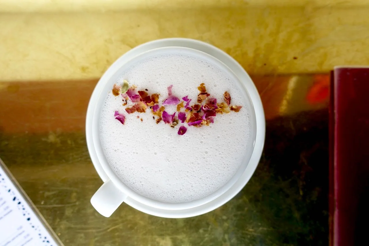 Cafe Laiton rose latte